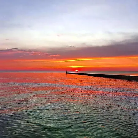 Tranquil Baltic Escape فندق 4*